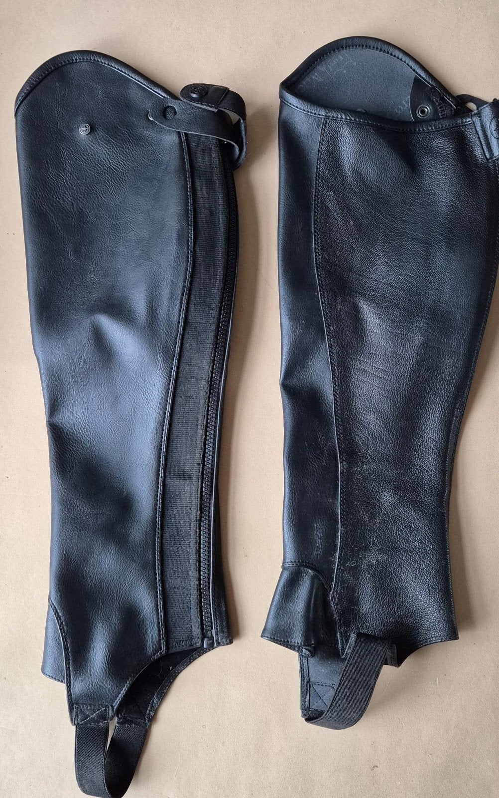 Soft leren Suedwind chaps, zgan!, Dieren en Toebehoren, Paardrijkleding, Ophalen of Verzenden, Zo goed als nieuw, Dressuur, Schoeisel