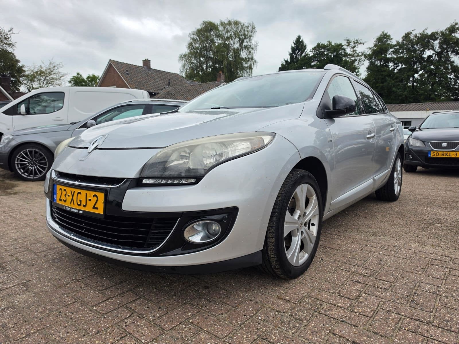 Renault Mégane Estate 1.5 dCi Bose, Auto's, Voorwielaandrijving, Euro 5, Gebruikt, Zwart