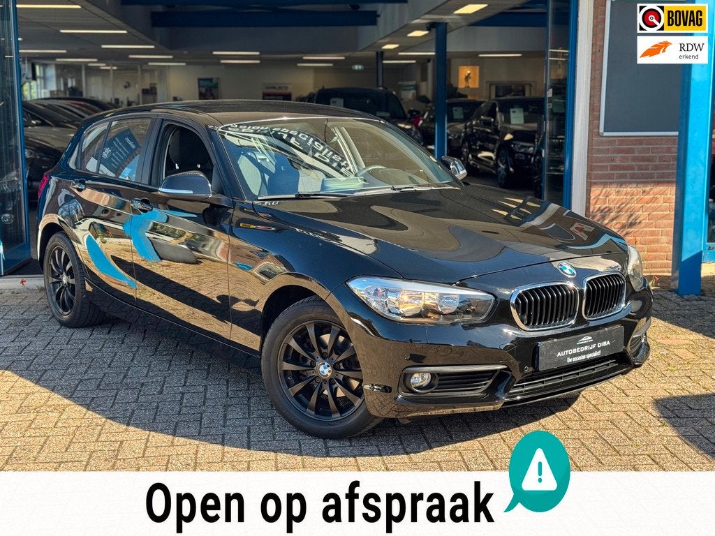BMW 1-serie 118i High Executive 2018 AUT NAVI CLIMA LM NAP!, Auto's, BMW, Bedrijf, Te koop, 1-Serie, ABS, Airbags, Airconditioning