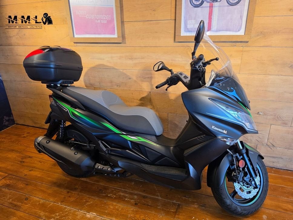 KAWASAKI J 300 (bj 2019) 4,897 km, Motoren, 299 cc, Scooter, Bedrijf, Onbekend