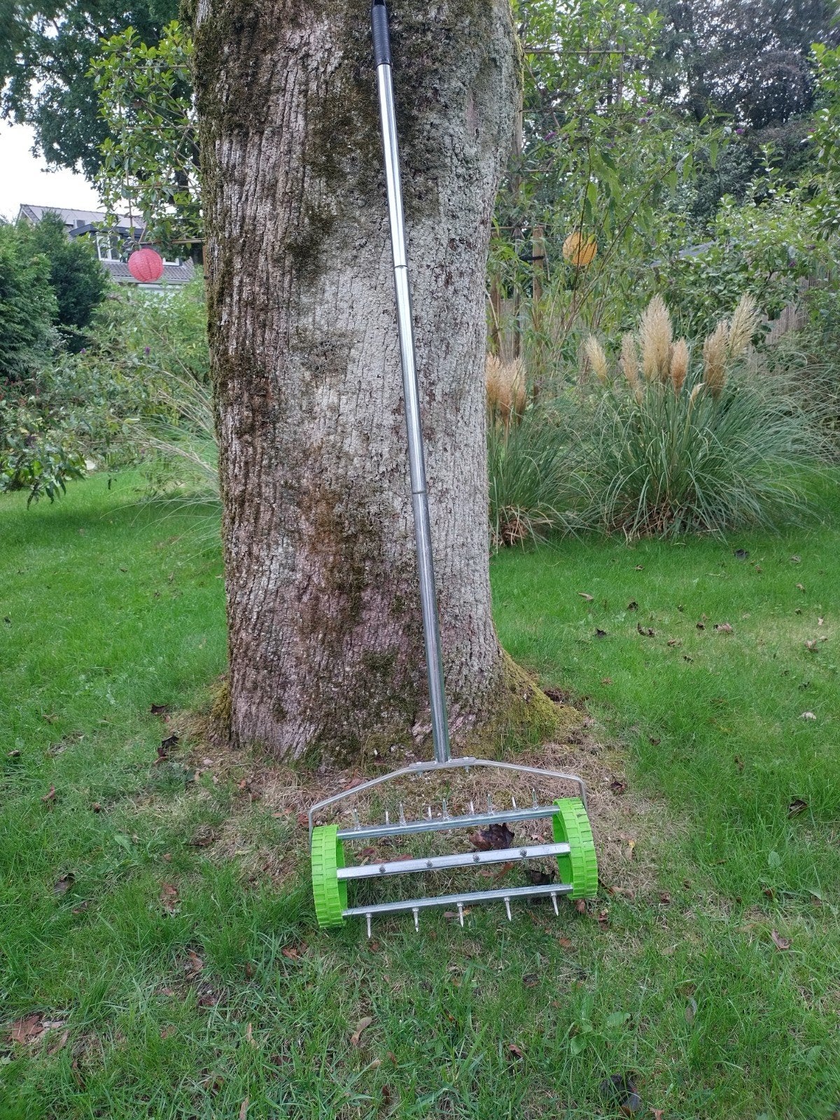 Gazonbeluchter met wielen - Handmatige gazonprikker, Ophalen, Zo goed als nieuw