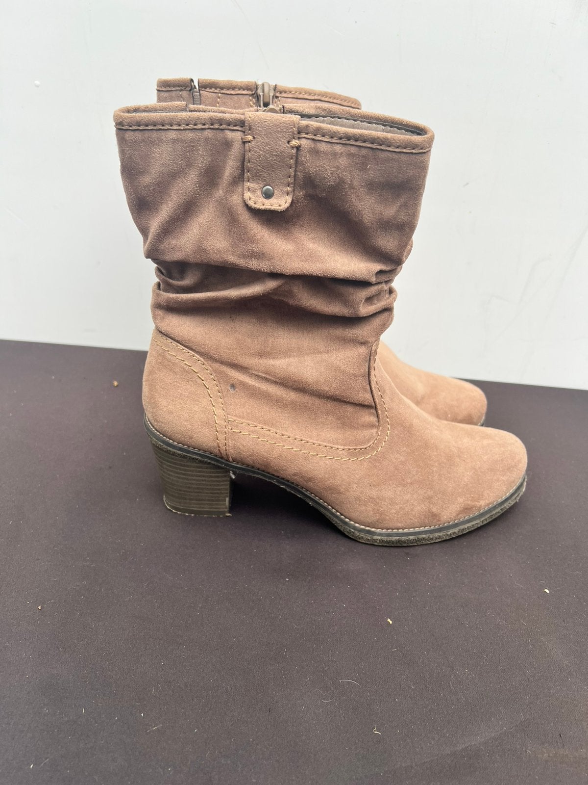 Te Koop Dames Enkel Laarsjes Hak Beegle 41, Beige, Ophalen of Verzenden, Regenlaarzen, Zo goed als nieuw