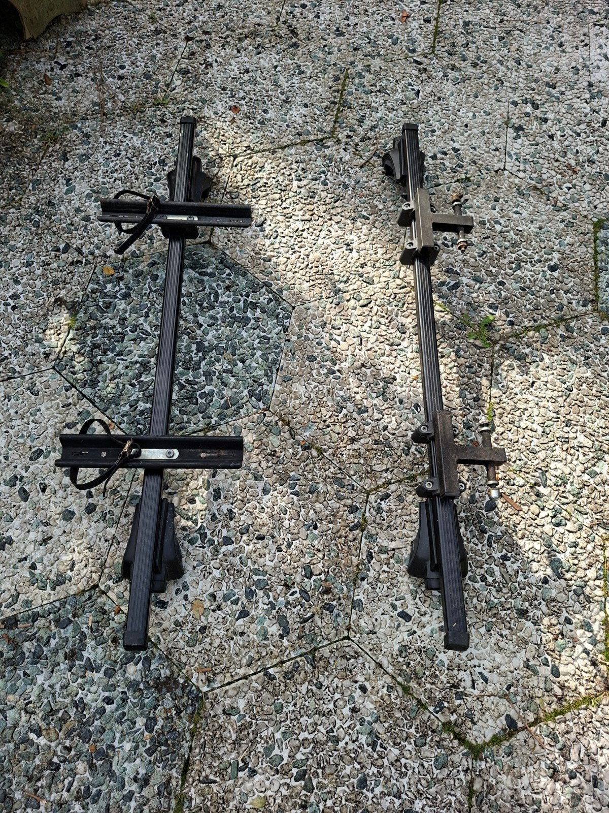 Te koop Thule fietsdragers voor op de dak van de auto, Auto diversen, Ophalen, Gebruikt