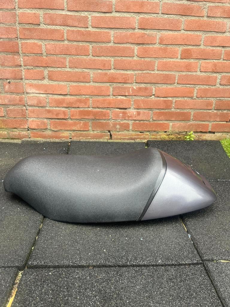 Piaggio skr/tph/quartz/sfera monozadel, Ophalen of Verzenden, Zo goed als nieuw, Zadel