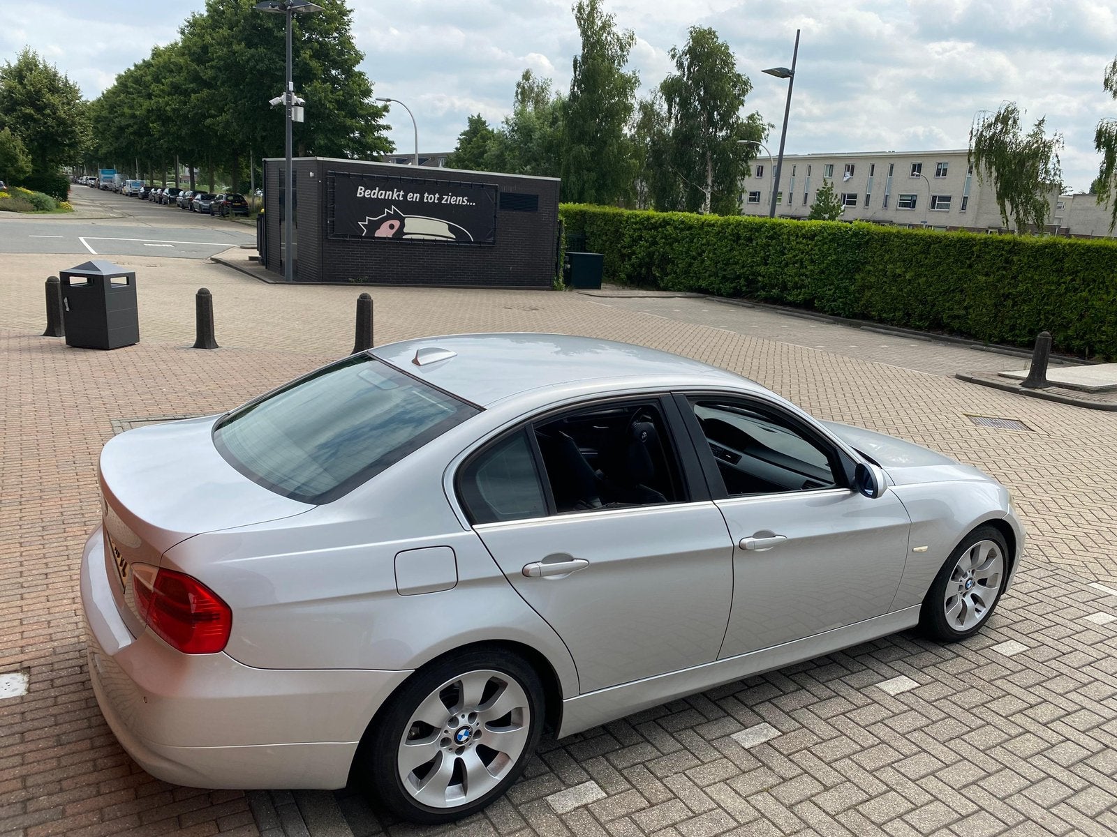 BMW 3-Serie 2.5 I 325 AUT 2005 Grijs, Auto's, Automaat, 745 kg, Achterwielaandrijving, 2497 cc