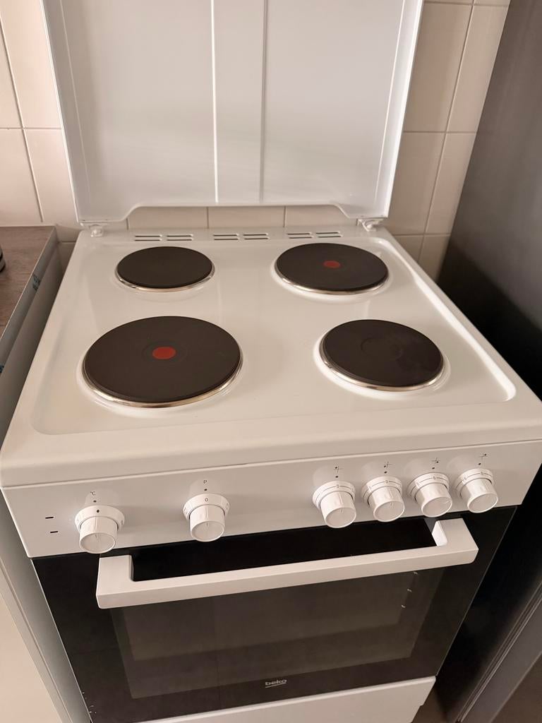 Nieuwe BEKO Oven + Kookplaat - NOOIT GEBRUIKT!, Witgoed en Apparatuur, Fornuizen, Nieuw, Vrijstaand, Elektrisch, 4 kookzones