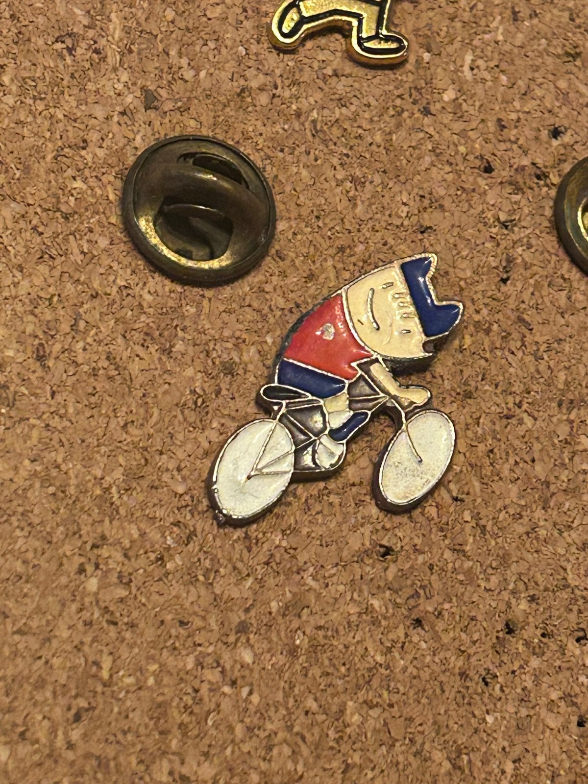 Olympische spelen Cobi als wielrenner - Sport Pin, Ophalen of Verzenden, Gebruikt, Sport, Speldje of Pin