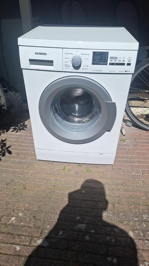 Mooie wasmachine SIEMENS ëxtra klasse 1400 toeren, Ophalen of Verzenden, Zo goed als nieuw, Voorlader, 85 tot 90 cm