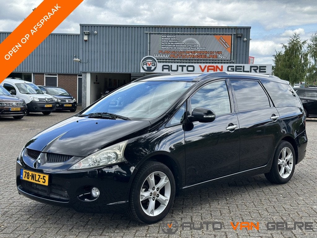 Mitsubishi Grandis 2.4-16V Limited 7 PERSOONS *NAP*TREKHAAK*, Auto's, Mitsubishi, Voorwielaandrijving, Stof, Gebruikt, 7 stoelen