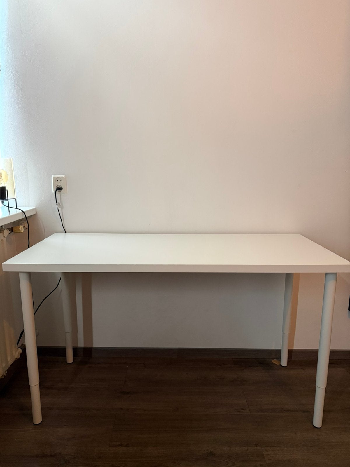 IKEA bureau, Ophalen, In hoogte verstelbaar, Zo goed als nieuw, IKEA