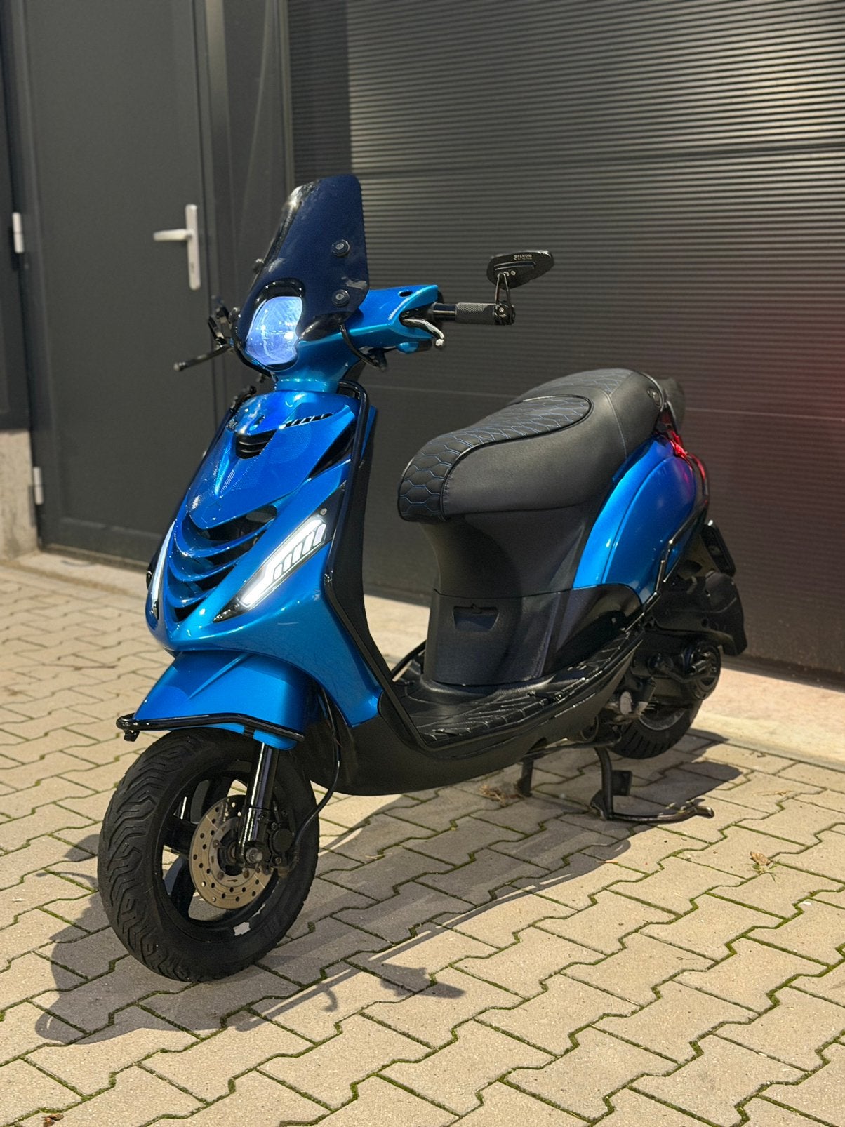 Piaggio zip 80cc 4t 2017 ice bleu full option, Ophalen, Zo goed als nieuw, Benzine