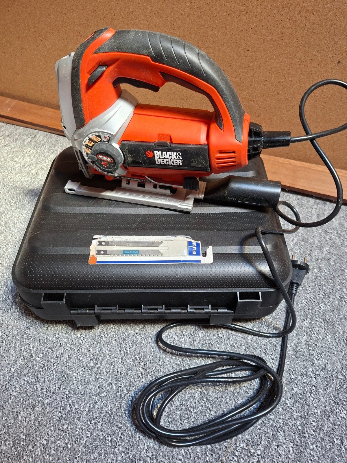 Black & Decker Decoupeerzaag KS950SL, Decoupeerzaag, 600 tot 1200 watt, Ophalen of Verzenden, Zo goed als nieuw