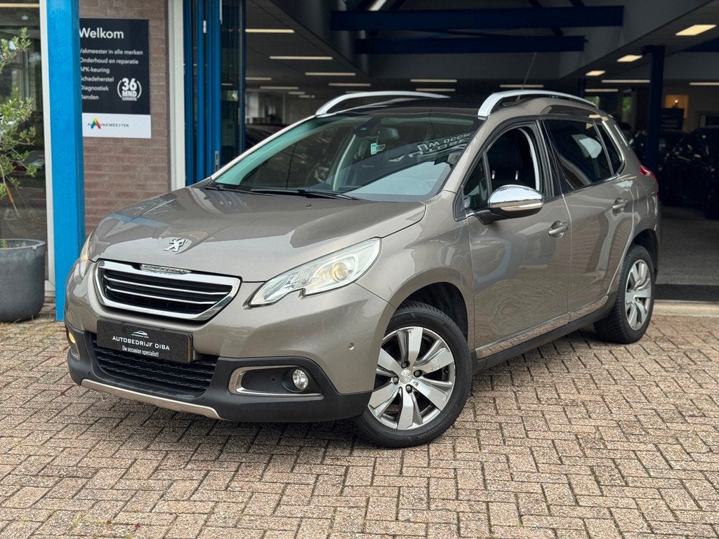 Peugeot 2008 1.2 PureTech Allure 2014 AUT NAVI CLIMA LM NAP!, Auto's, Peugeot, 1199 cc, 82 pk, 770 kg, 23 km/l