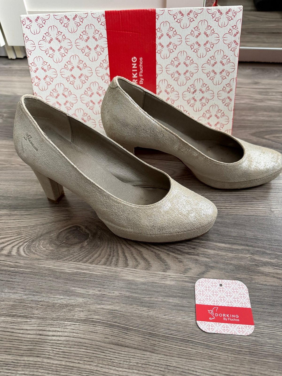Dorking by Fluchos Pumps - Maat 39 - Zilverkleurig, Pumps, Overige kleuren, Ophalen of Verzenden, Gedragen