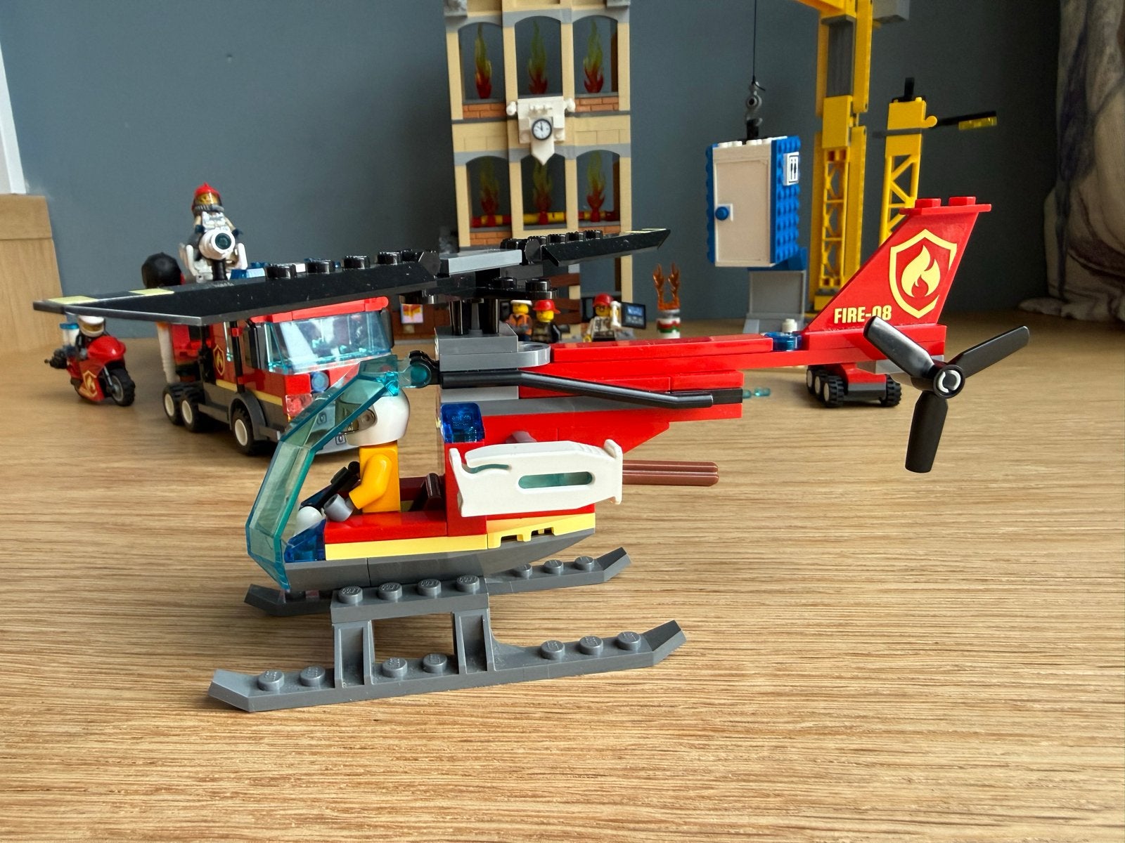 Lego City Brandweerkazerne - Complete set met boekjes, Ophalen of Verzenden, Gebruikt