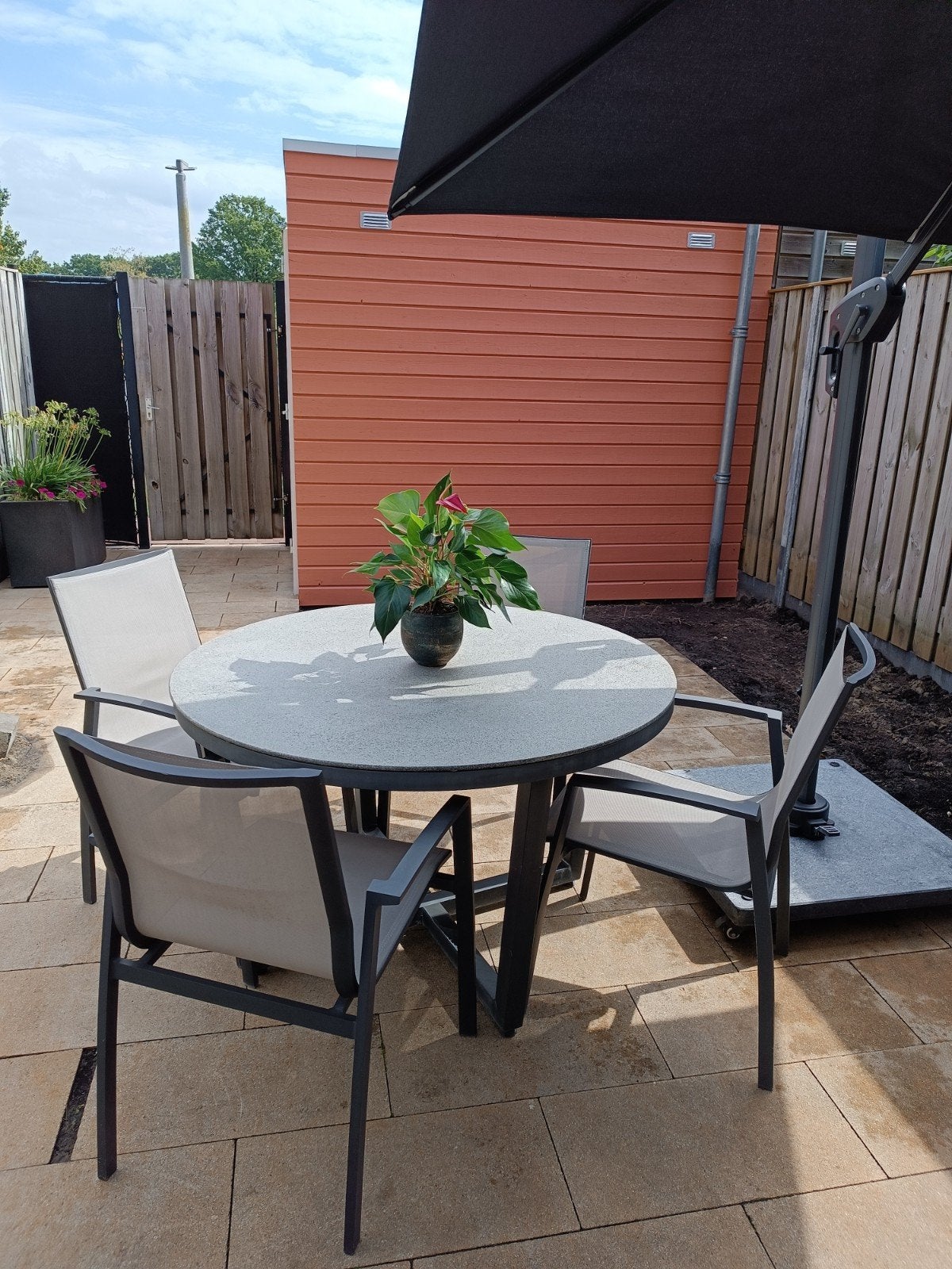 spraystone / aluminium tafel + 4x Tuinstoelen Grijs/Antracie, Ophalen, Zo goed als nieuw, Metaal, Stapelbaar
