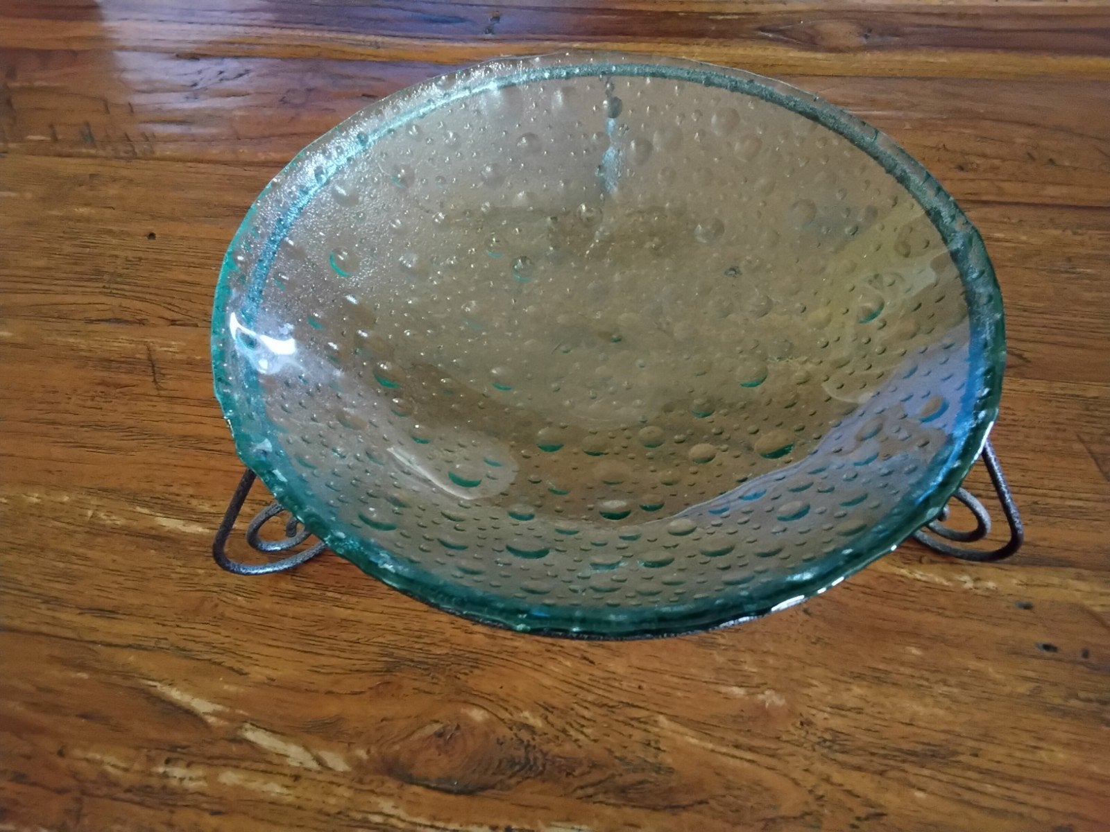 Decoratieve glazen schaal op metalen standaard, Ophalen, Schaal, Rond, Glas