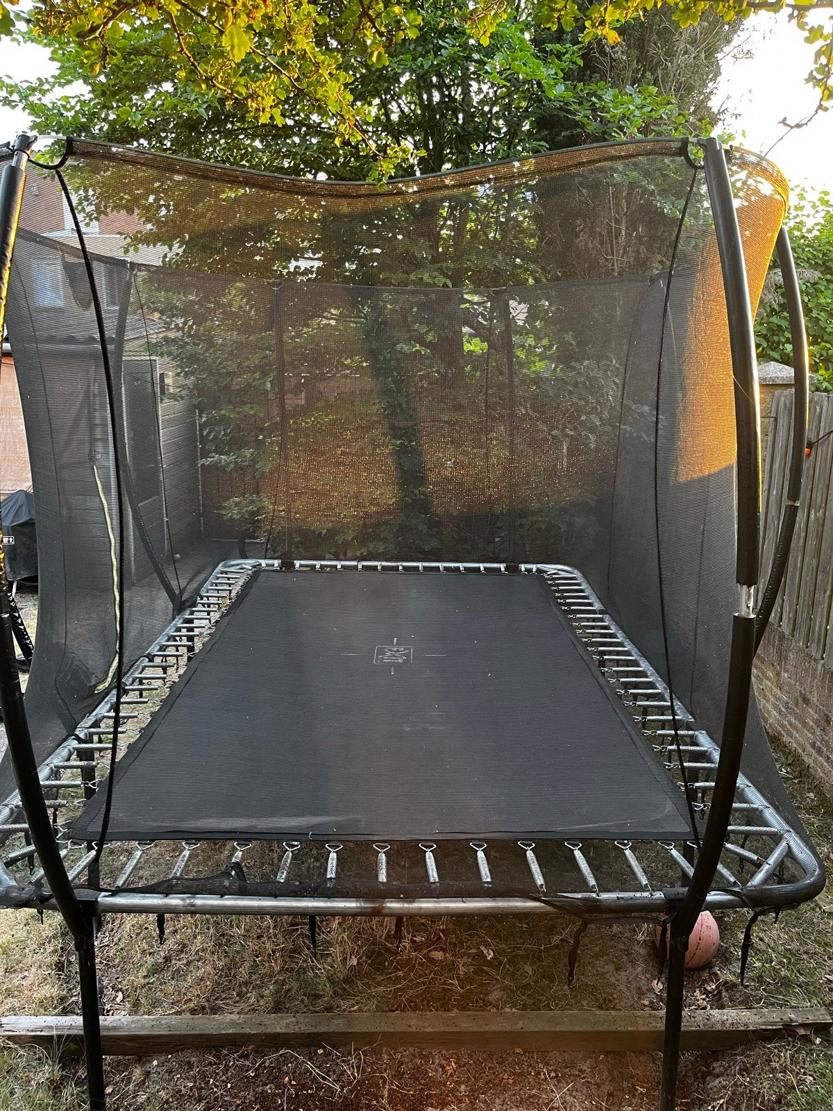 EXIT Silhouette trampoline 244x366cm - zwart, Ophalen, Gebruikt