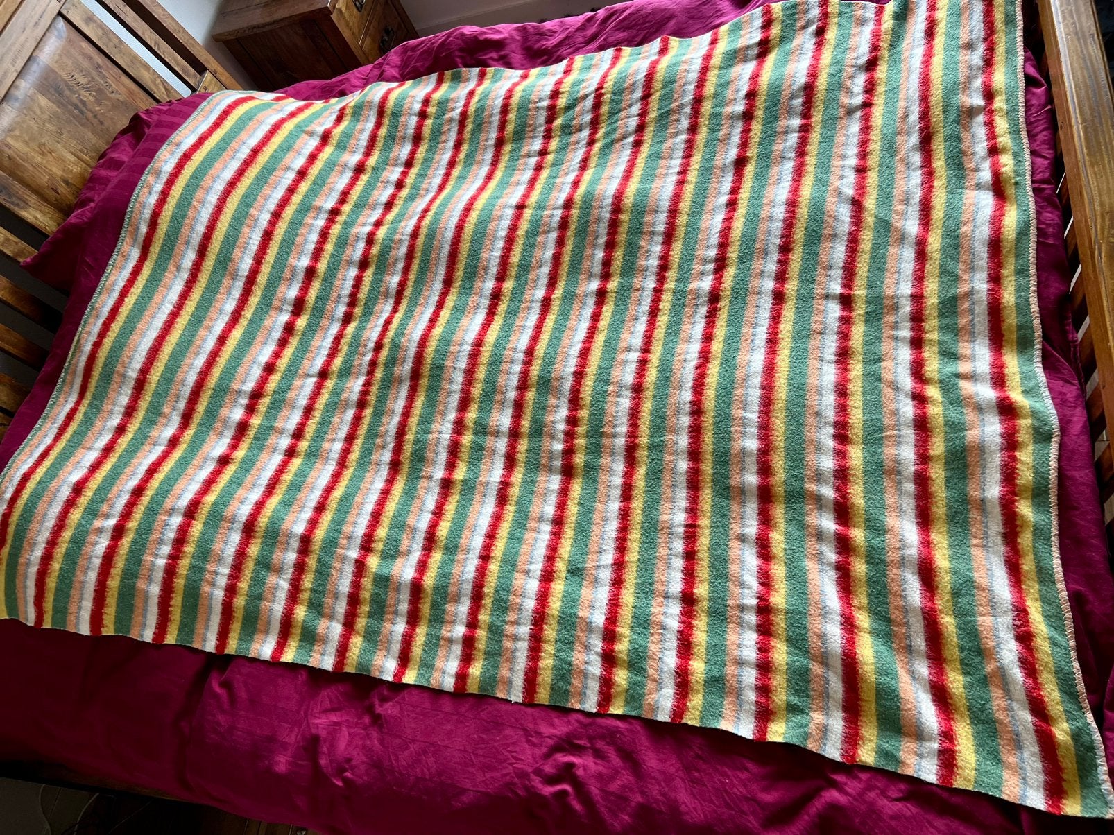 Wollen deken met vrolijke kleuren, 190 cm, Gebruikt, Wol, Ophalen of Verzenden