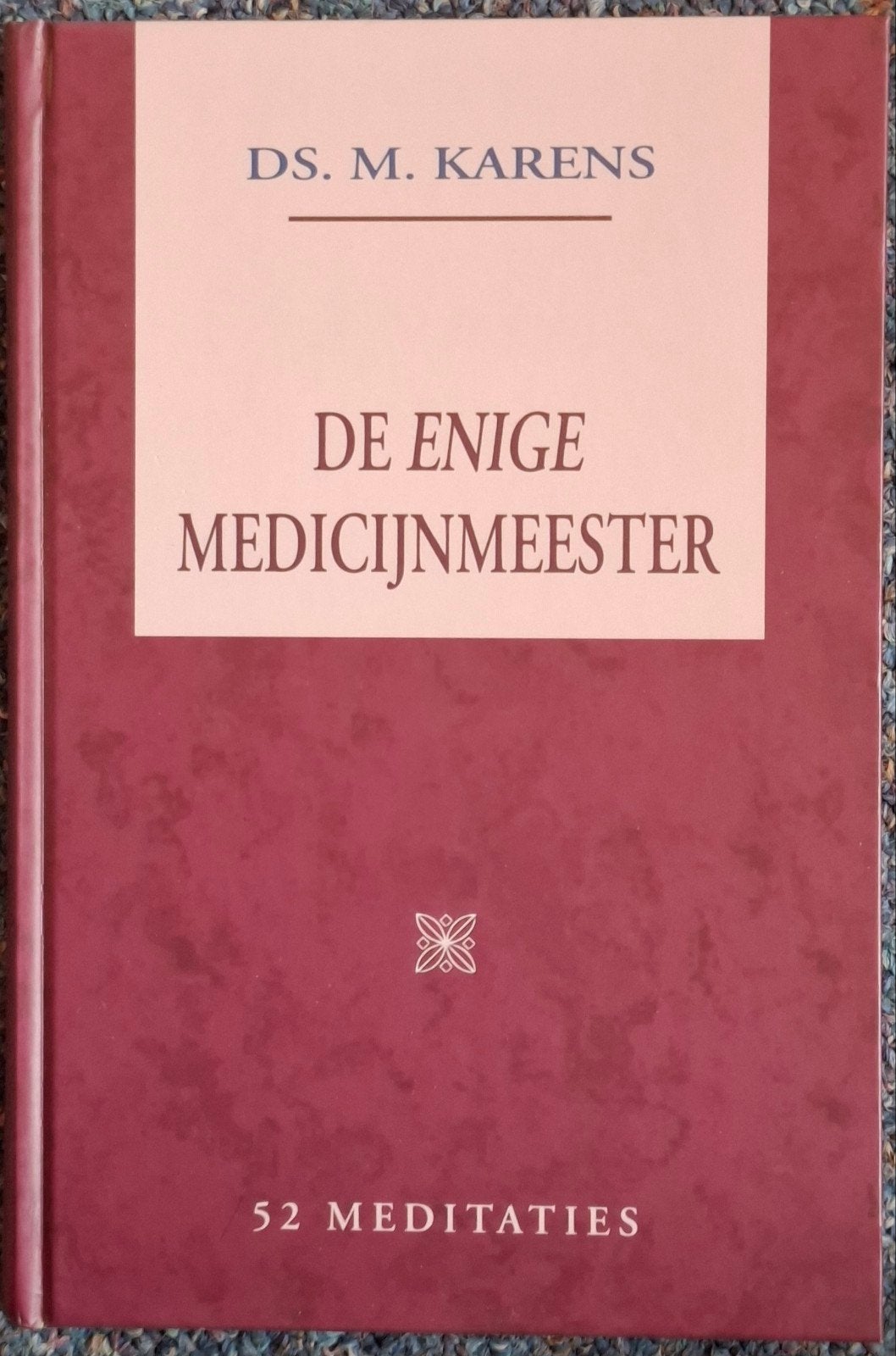 M. Karens - De enige Medicijnmeester, Ophalen of Verzenden, Zo goed als nieuw, Christendom | Protestants, M. Karens