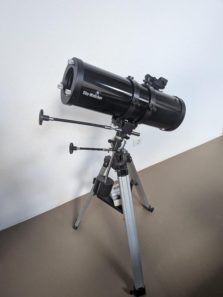 Telescoop skywatcher, Audio, Tv en Foto, Optische apparatuur | Telescopen, Ophalen, Lenzentelescoop (refractor), 80 tot 200 mm