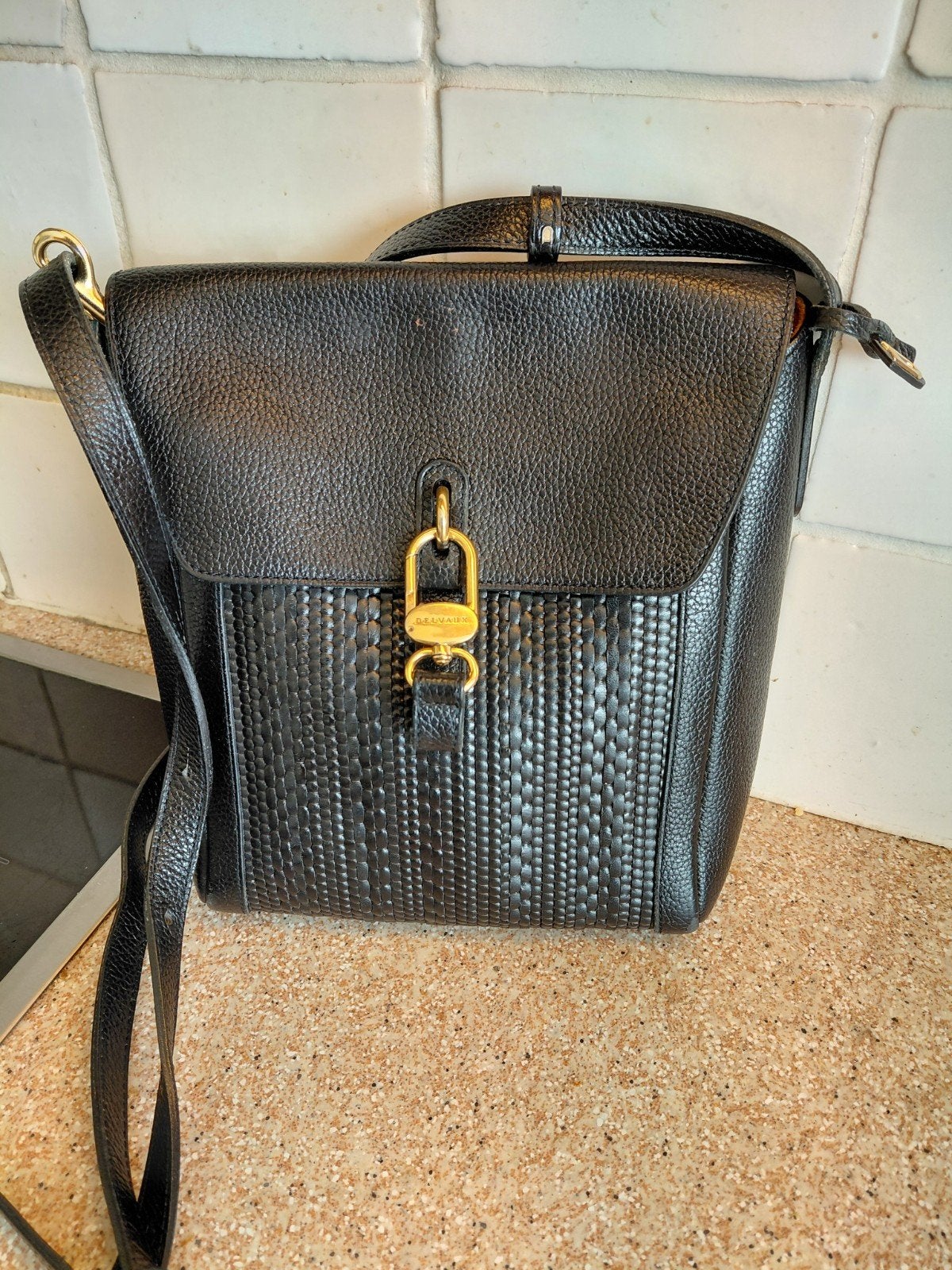 DELVAUX MET TOILE DE CUIR, Ophalen of Verzenden, Zo goed als nieuw, Zwart