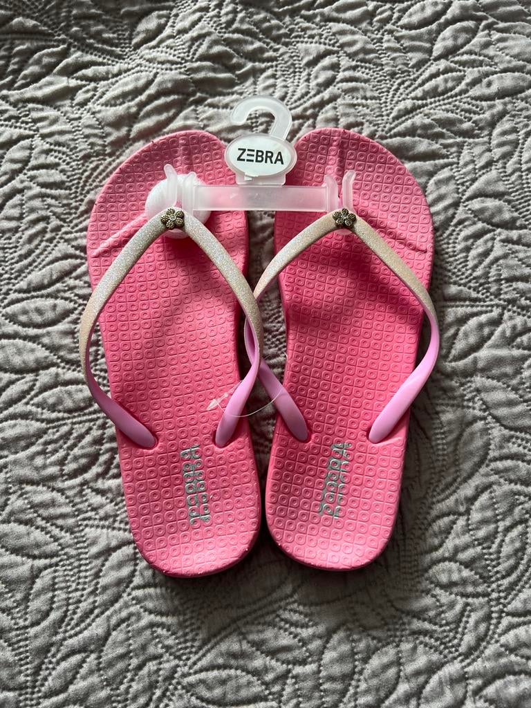 Maat 39 dames teenslippers nieuw zebra, Ophalen of Verzenden, Nieuw, Roze