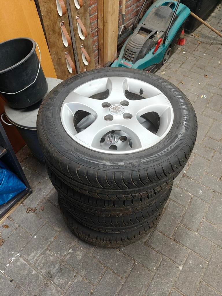 Set Suzuki velgen 15 inch met oude zomerbanden 175/65 R15, Ophalen, Gebruikt