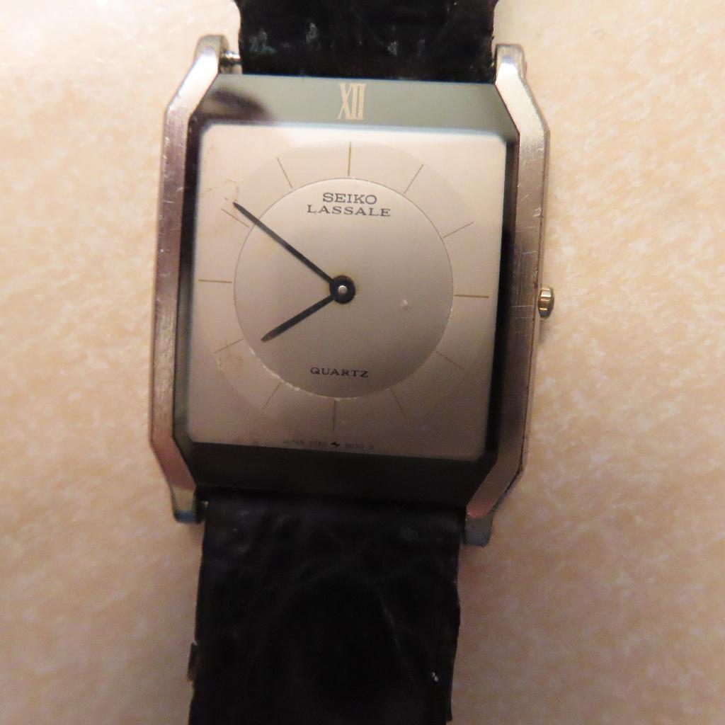 Erik Chevillard 2 horloges , Seiko lassale defect + 2 andere, Sieraden, Tassen en Uiterlijk, Horloges | Heren, Verzenden, Gebruikt