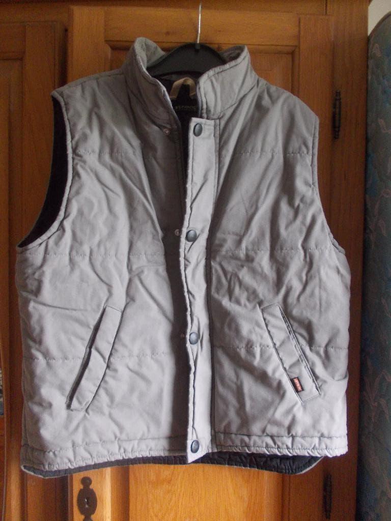 Bodywarmer, groen, maat 164, Ophalen, Zo goed als nieuw, Jas, Jongen