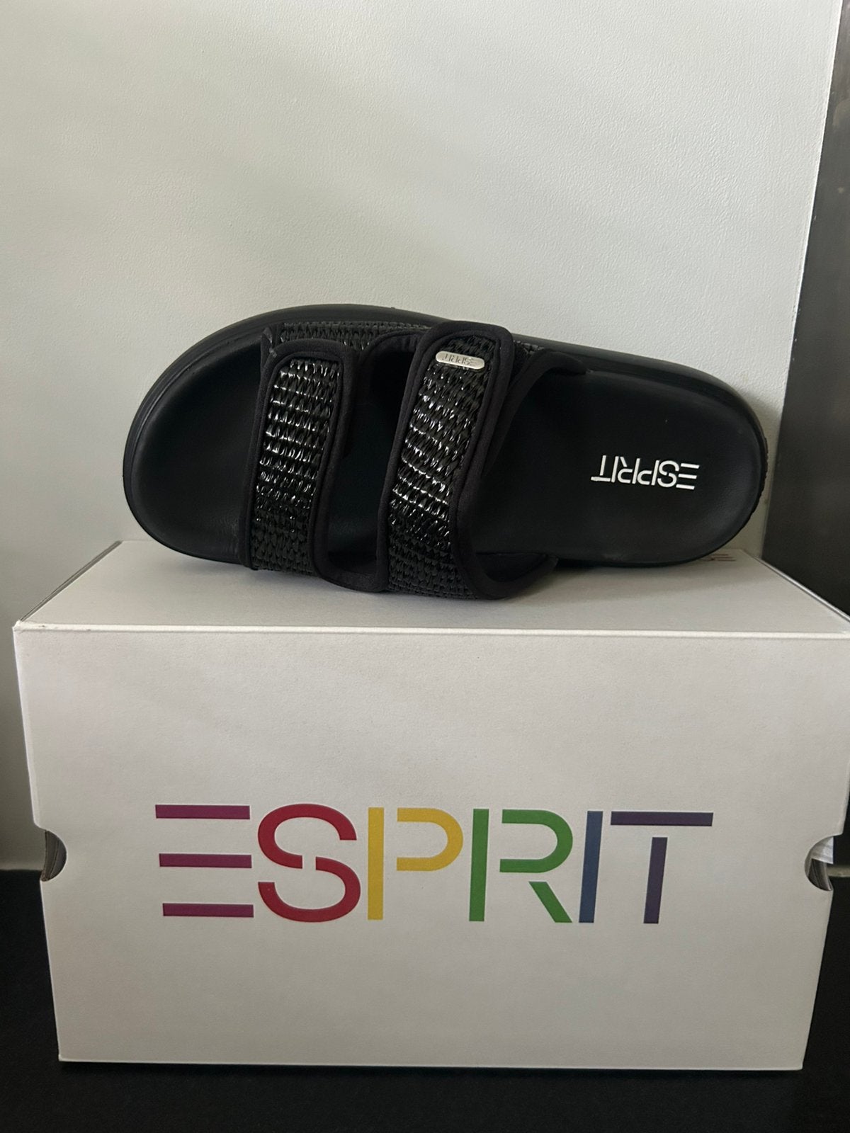 Esprit damesslippers, Ophalen of Verzenden, Nieuw, Zwart