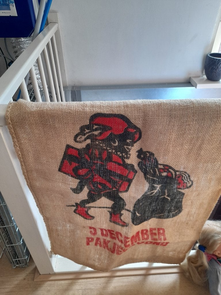 Sinterklaas cadeautjes zak, Ophalen, Zo goed als nieuw