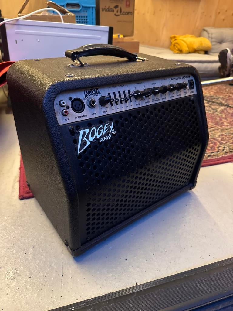 Bogey Acoustic AC30R gitaarversterker (speaker defect), Muziek en Instrumenten, Versterkers | Bas en Gitaar, Ophalen, Gebruikt