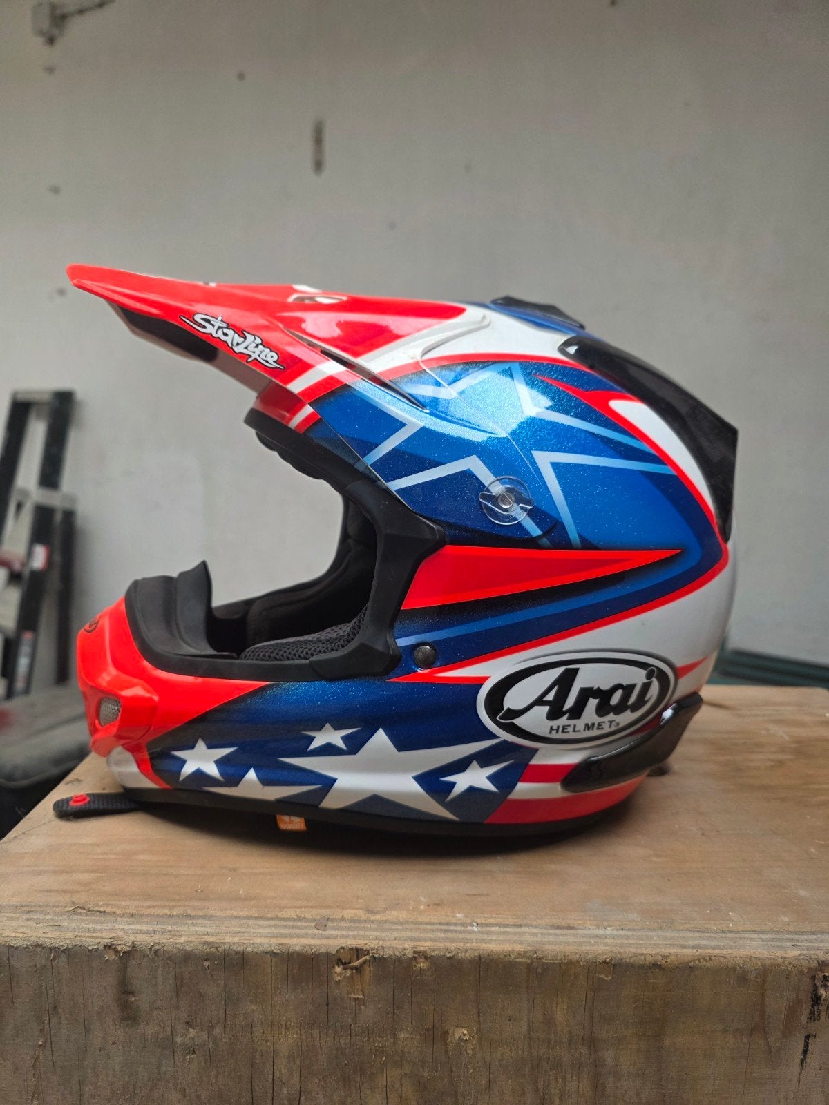 Arai Maat M Crosshelm - Stijlvol en Veilig, M, Arai, Ophalen of Verzenden, Tweedehands