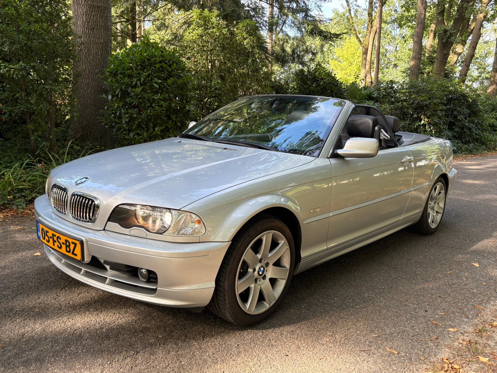 BMW 3-Serie 323CI Cabriolet E46 AUT 2000 Grijs NL Auto, Automaat, Achterwielaandrijving, Zwart, 2494 cc