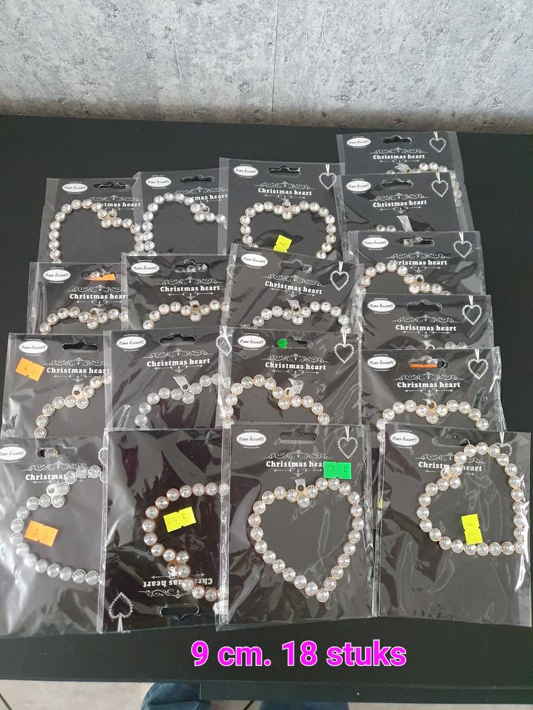18 nieuwe hangers in hartvorm, Ophalen of Verzenden, Nieuw