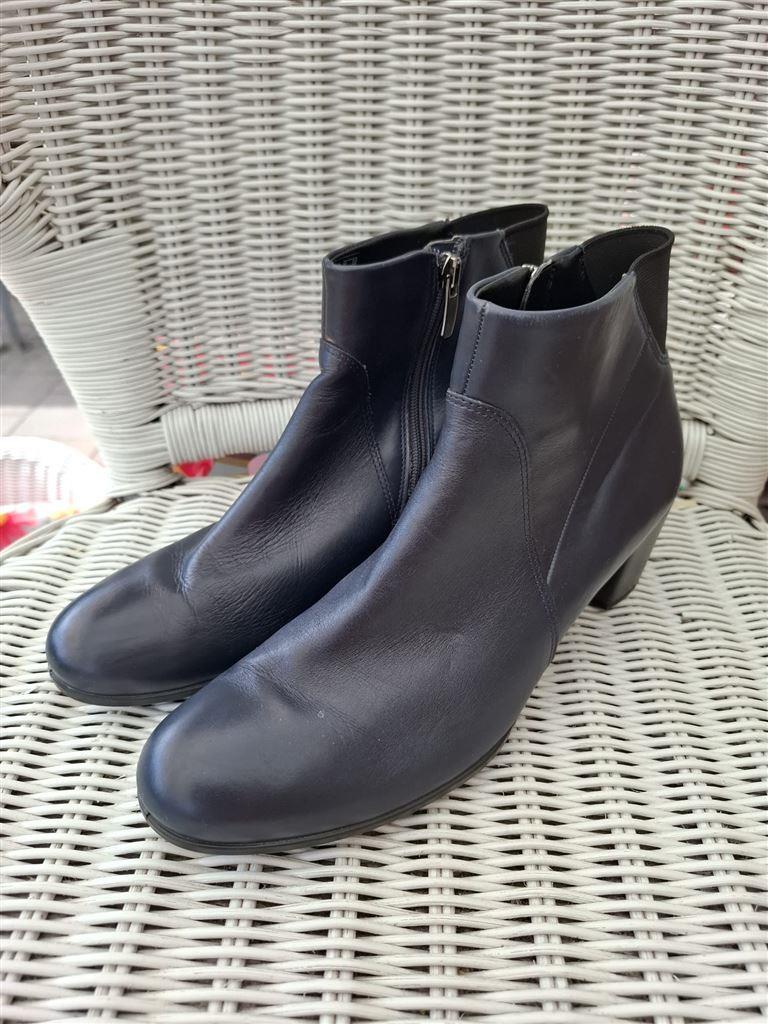 Ecco laarsjes, donkerblauw, maat 40, Kleding | Dames, Schoenen, Ophalen of Verzenden, Zo goed als nieuw, Blauw, Lage of Enkellaarzen
