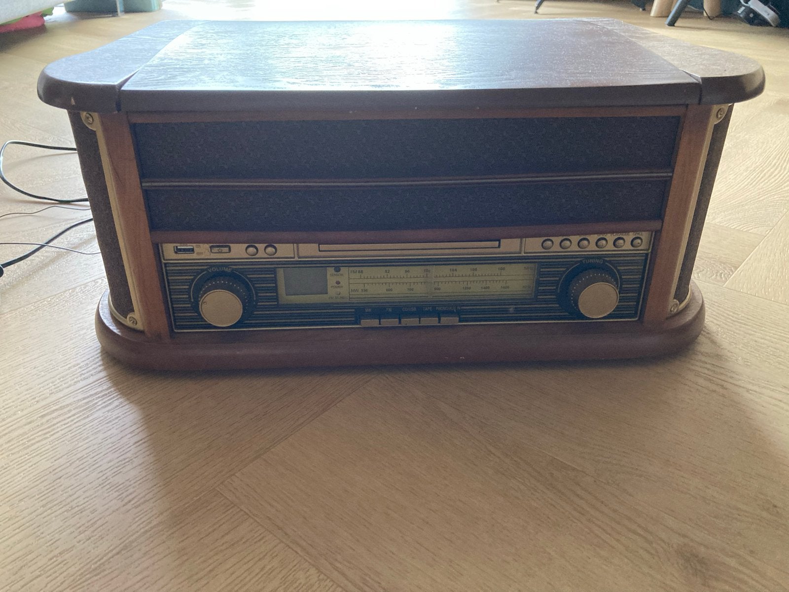 Soundmaster NR513 Retro Platenspeler met Radio en CD, Gebruikt, USB-aansluiting, Platenspeler, Ophalen