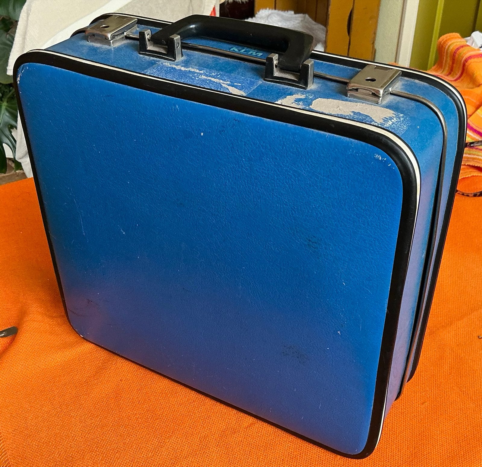 Vintage jaren '70 KLM koffertje - Beschadigd, Verzamelen, Ophalen of Verzenden