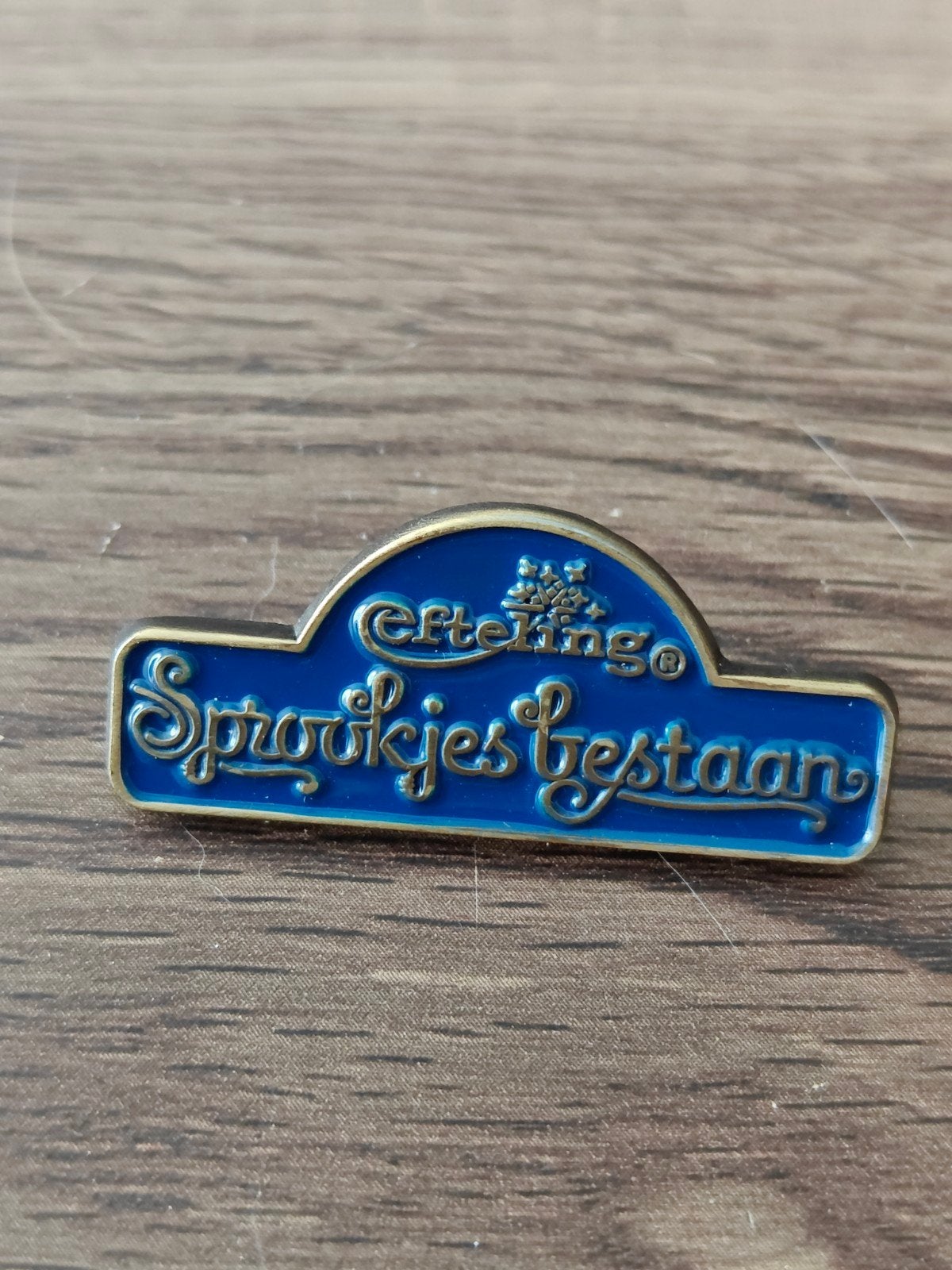Sprookjes bestaan, Ophalen of Verzenden, Zo goed als nieuw, Button of Speldje