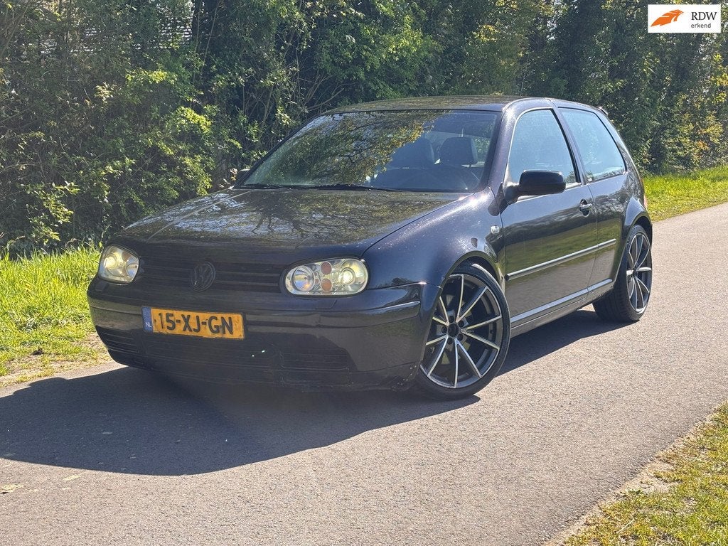 Volkswagen GOLF 2.8 V6 157.000 " KM + Cruise control, Gebruikt, Overige carrosserieën, 700 kg, Zwart