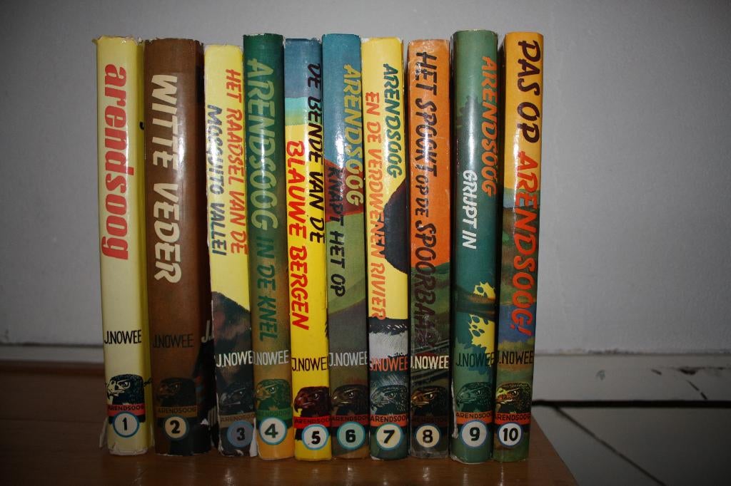 51 Arendsoog boeken in 1 koop, Boeken, Ophalen, Gelezen, Fictie