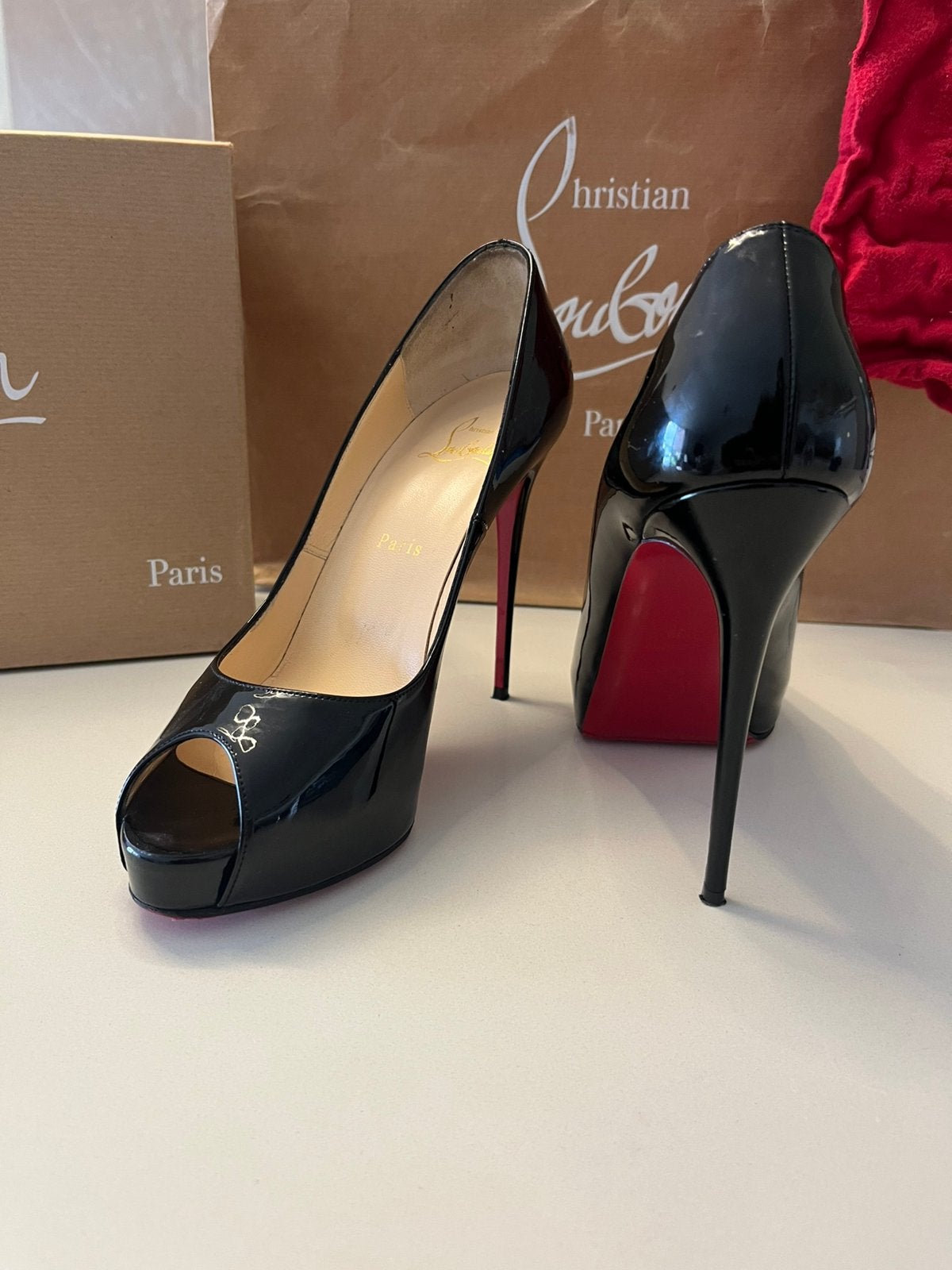 Christian Louboutin New Very Privé 120 maat 39, Kleding | Dames, Schoenen, Ophalen of Verzenden, Zo goed als nieuw, Zwart