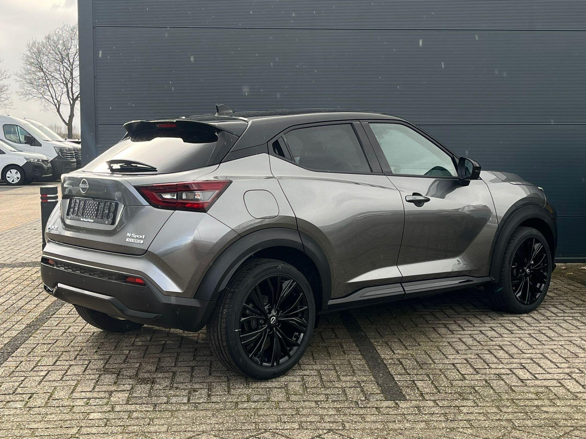 Nissan Juke 1.6 Hybrid N-Sport 143PK | Rijklaarprijs! 6000 E, Auto's, Dealer onderhouden, Stof, Automatische klimaatregeling, Origineel Nederlands