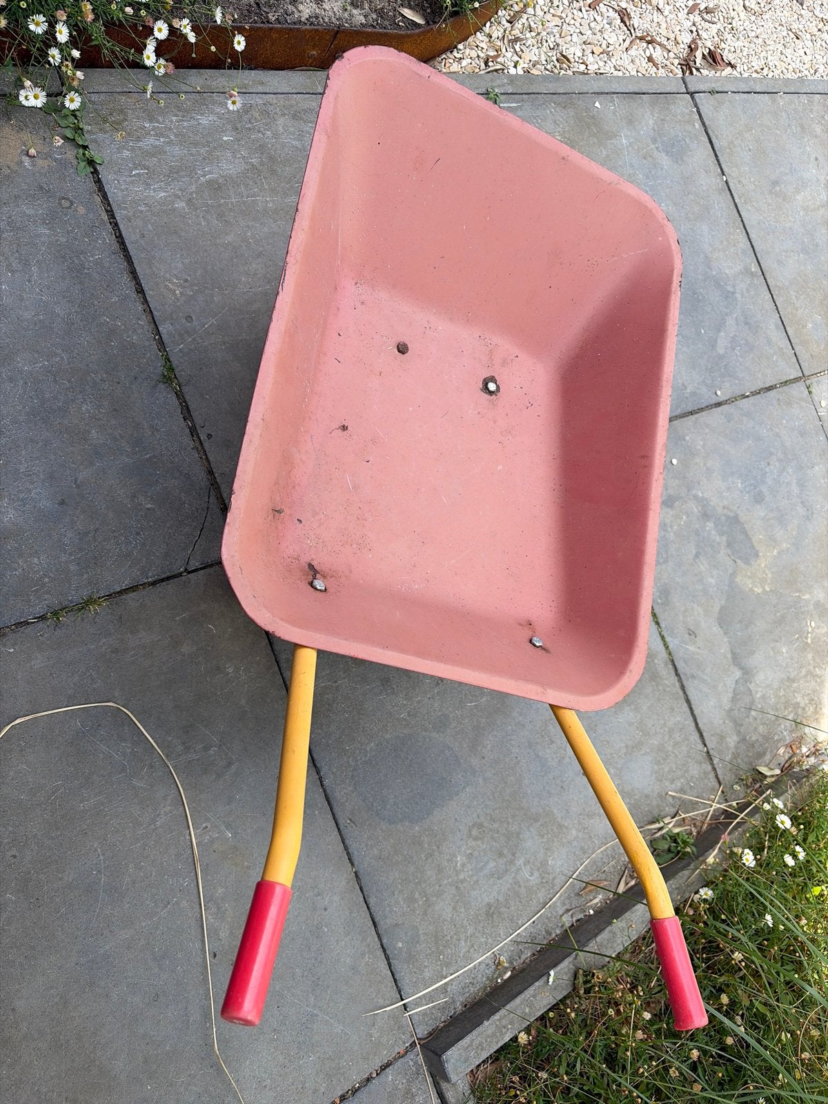 Kinder kruiwagen rood/geel, Tuin en Terras, Kruiwagens, Ophalen, Gebruikt, Handmatig, Eenwielig
