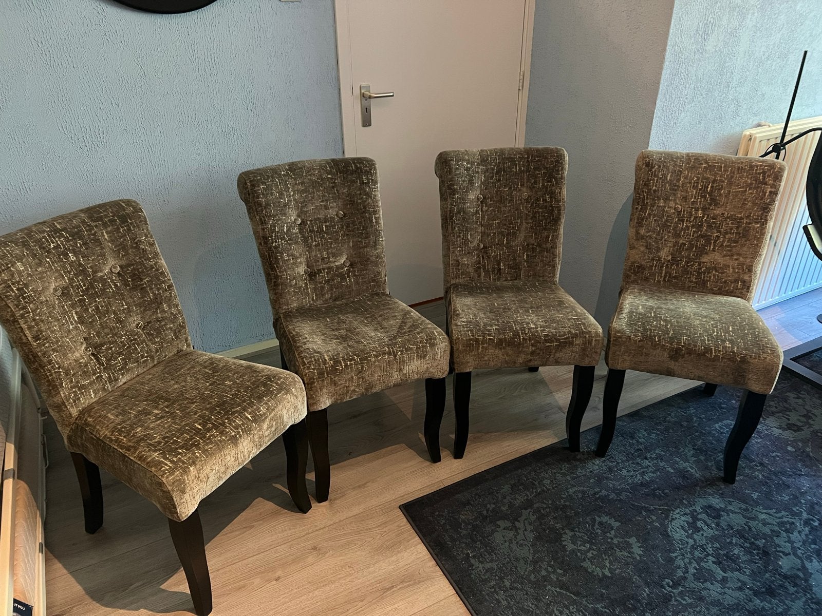 Urban Sofa 4x eetkamerstoelen taupe fluweel, Ophalen, Overige kleuren, Landelijk / hotel-chic, Zo goed als nieuw