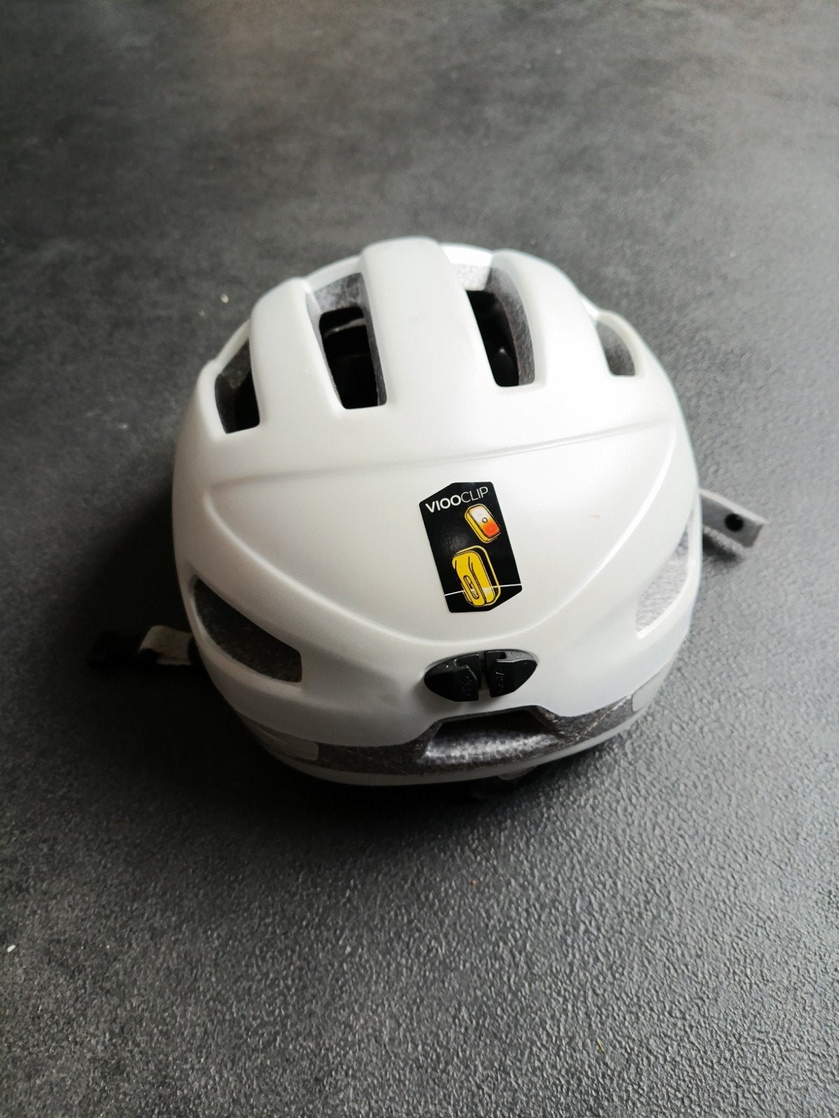 B'Twin CBH 500 Witte Fietshelm (Maat 56-61 cm), Fietsen en Brommers, Fietsaccessoires | Fietshelmen, Ophalen of Verzenden, Zo goed als nieuw