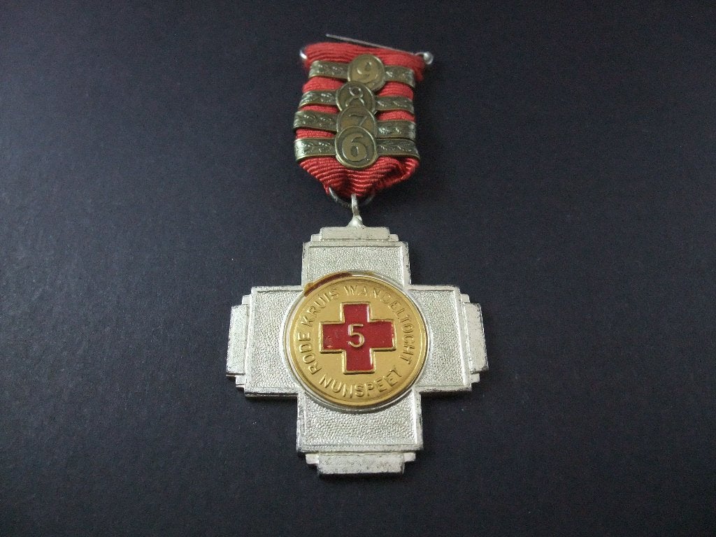 Rode Kruis wandeltocht Nunspeet ( 5e keer) medaille, Ophalen of Verzenden, Overige materialen