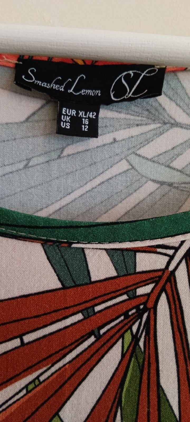 Mooie top met tropenprint van Smashed Lemon, maat XL 42/44., Kleding | Dames, Overige kleuren, Maat 42/44 (L), Ophalen of Verzenden