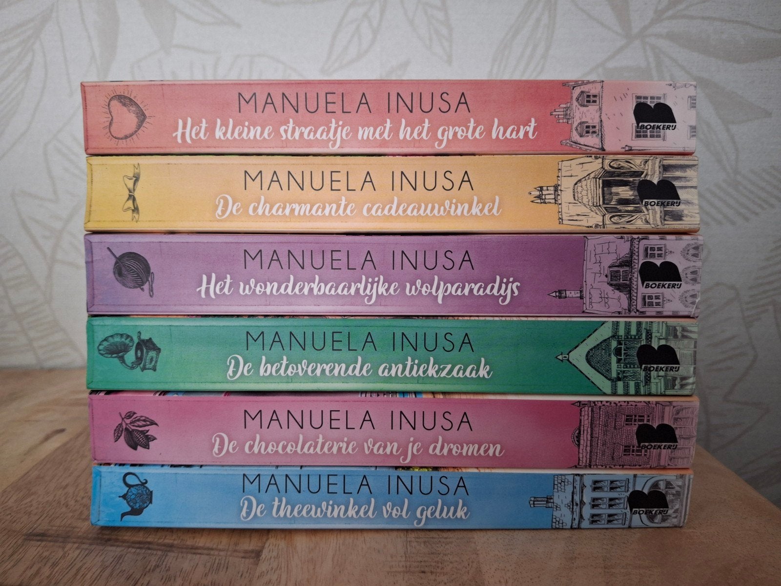 Manuela Inusa, Boeken, Ophalen of Verzenden, Zo goed als nieuw
